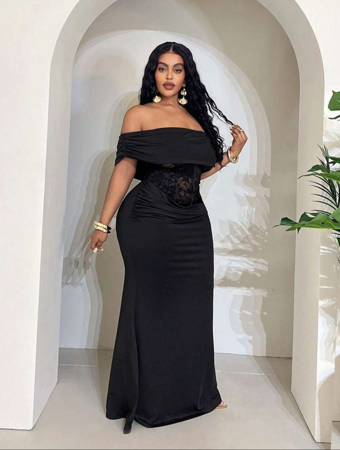 Statement Bodycon Off-Shoulder Dress