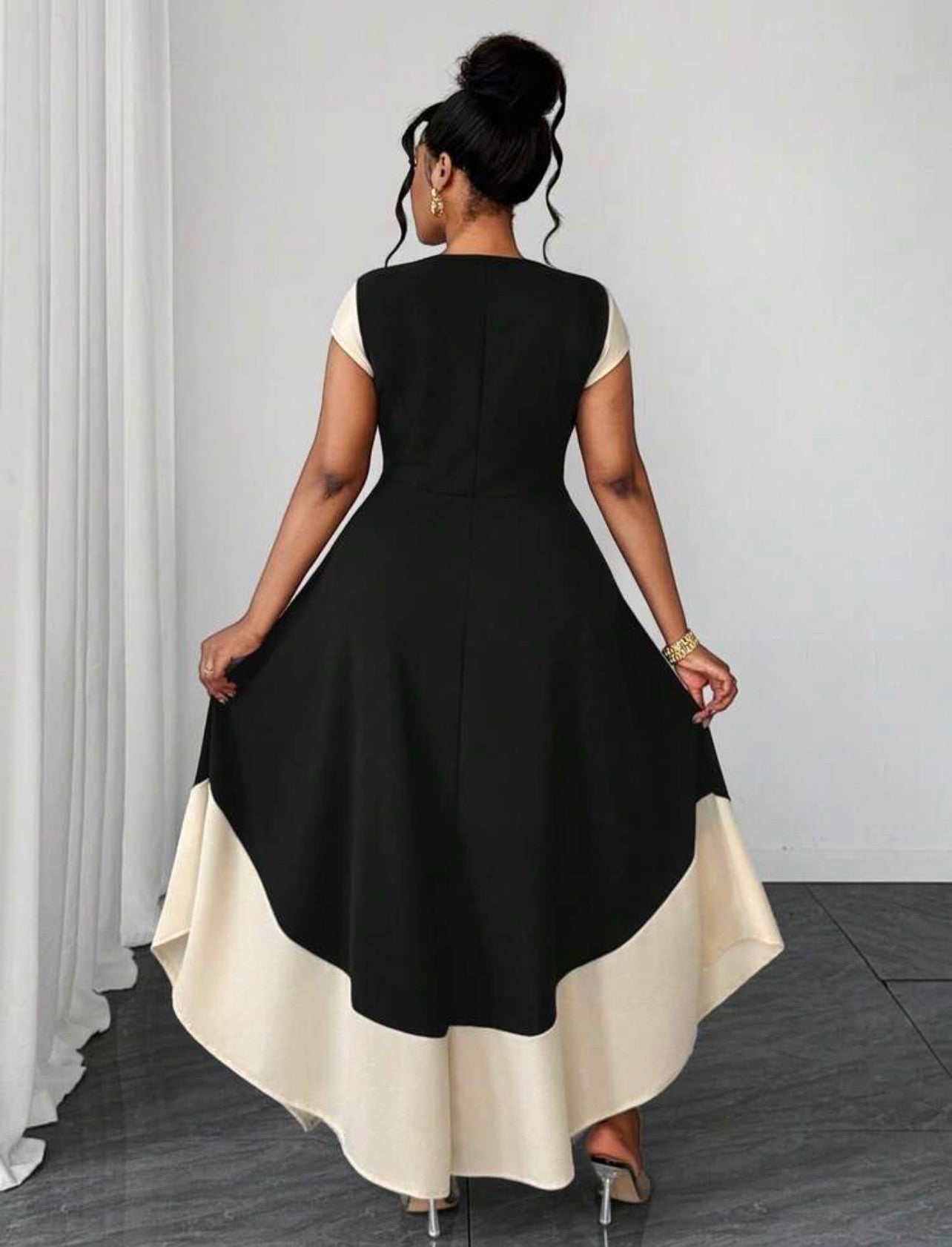 Casual-Fit Elegant Sophisticated Fashion Niche Design New Must-Have Daily Essential Outfit For Commuting @ CHRISTIAN DELOS
