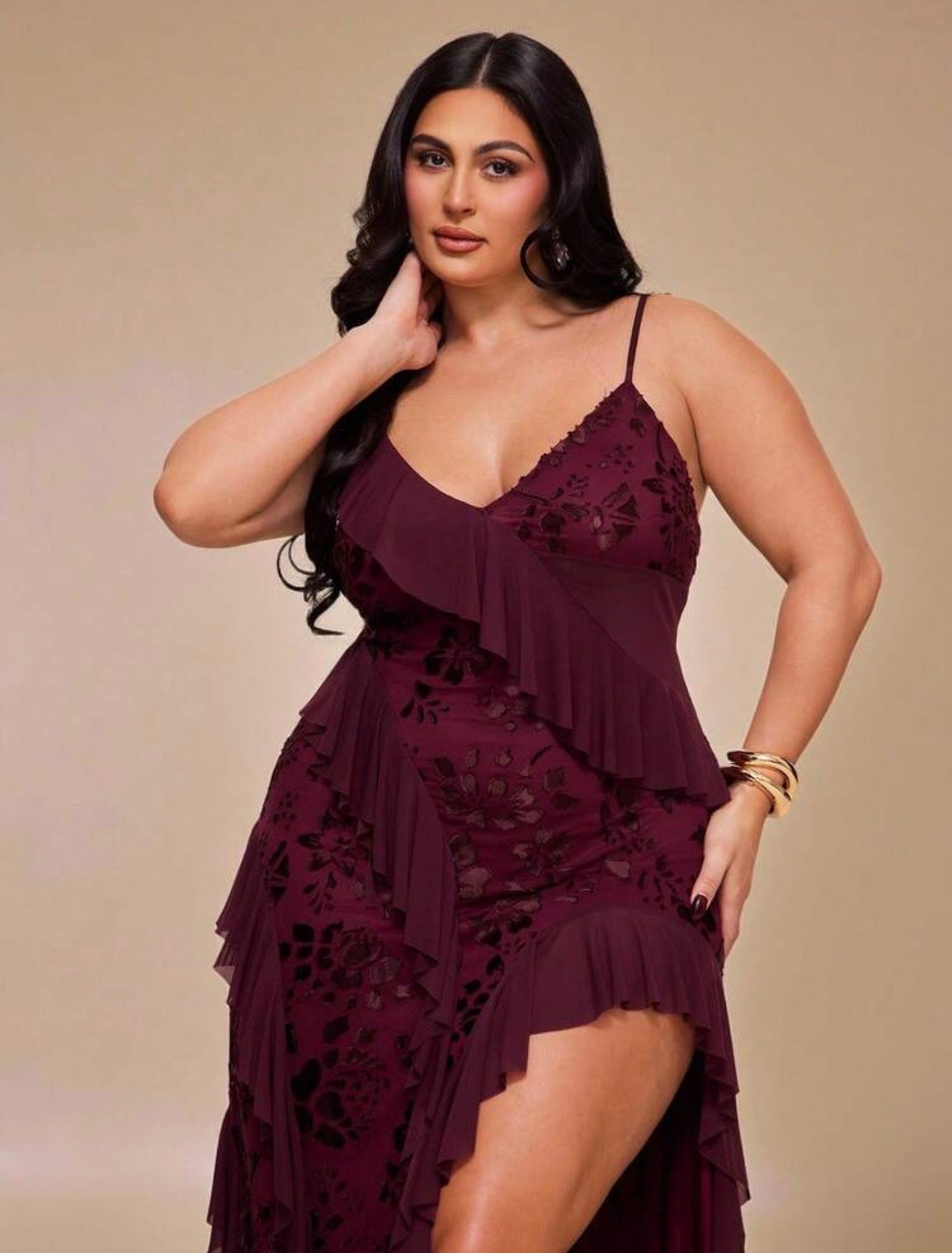 High Fashion Brand @CHRISTIANDELOS_ Asymmetric Ruffle Hem Dress, High Slit, Burgundy, Outfits For Women || VERI CLASSY VERI DEMURE •••