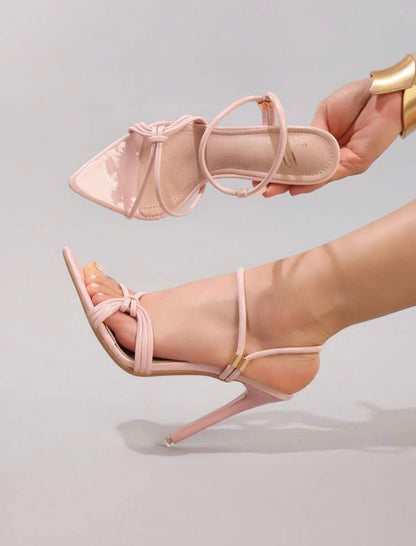 GLAMOUR FEET @CHRISTIANDELOS_