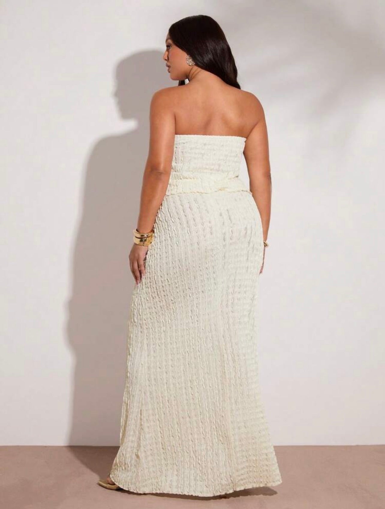 Elegant Textured Top and Long Skirt ~ Rushed Outfit for Vacations ~ @CHRISTIANDELOS_