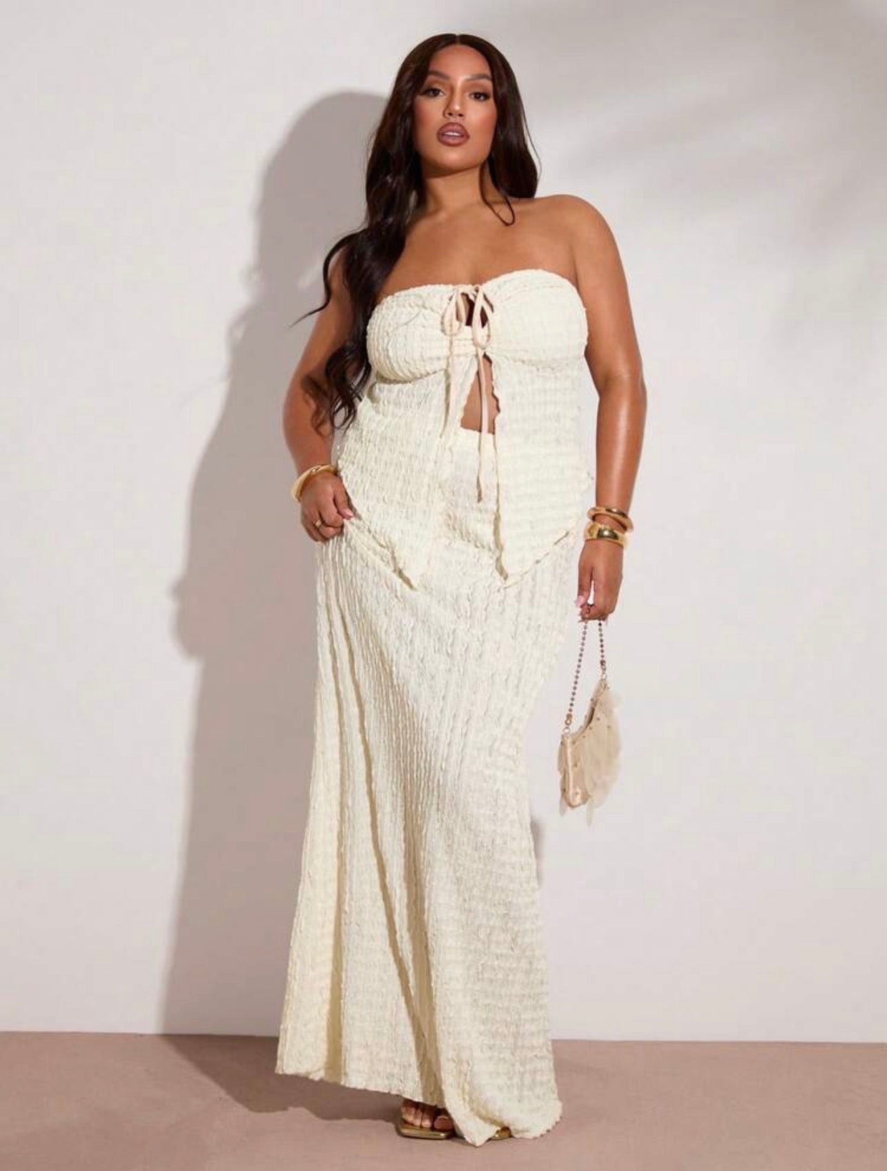 Elegant Textured Top and Long Skirt ~ Rushed Outfit for Vacations ~ @CHRISTIANDELOS_