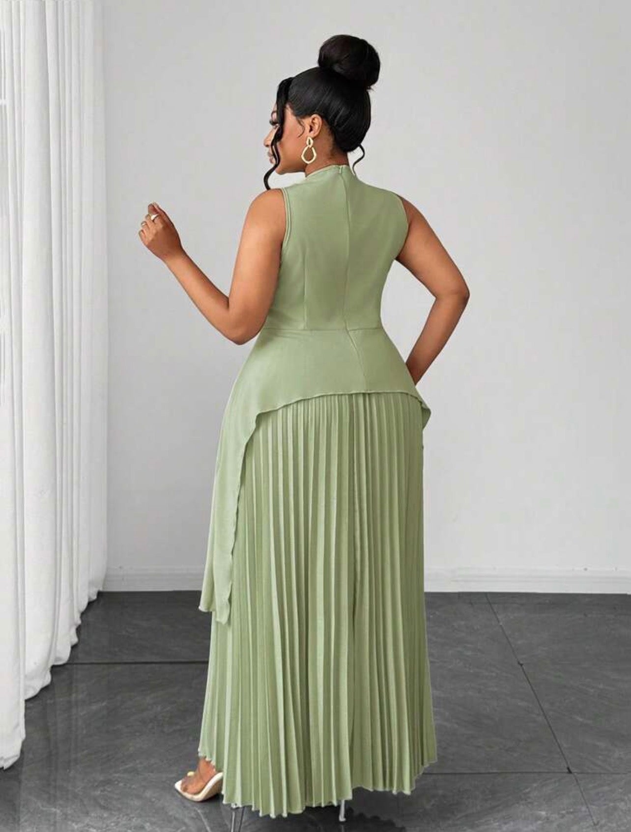 Ladies Round Neck Elegant Hollow Out Ruffle Hem Asymmetrical Pleated Full Skirt Sleeveless Tie Two Pieces Set