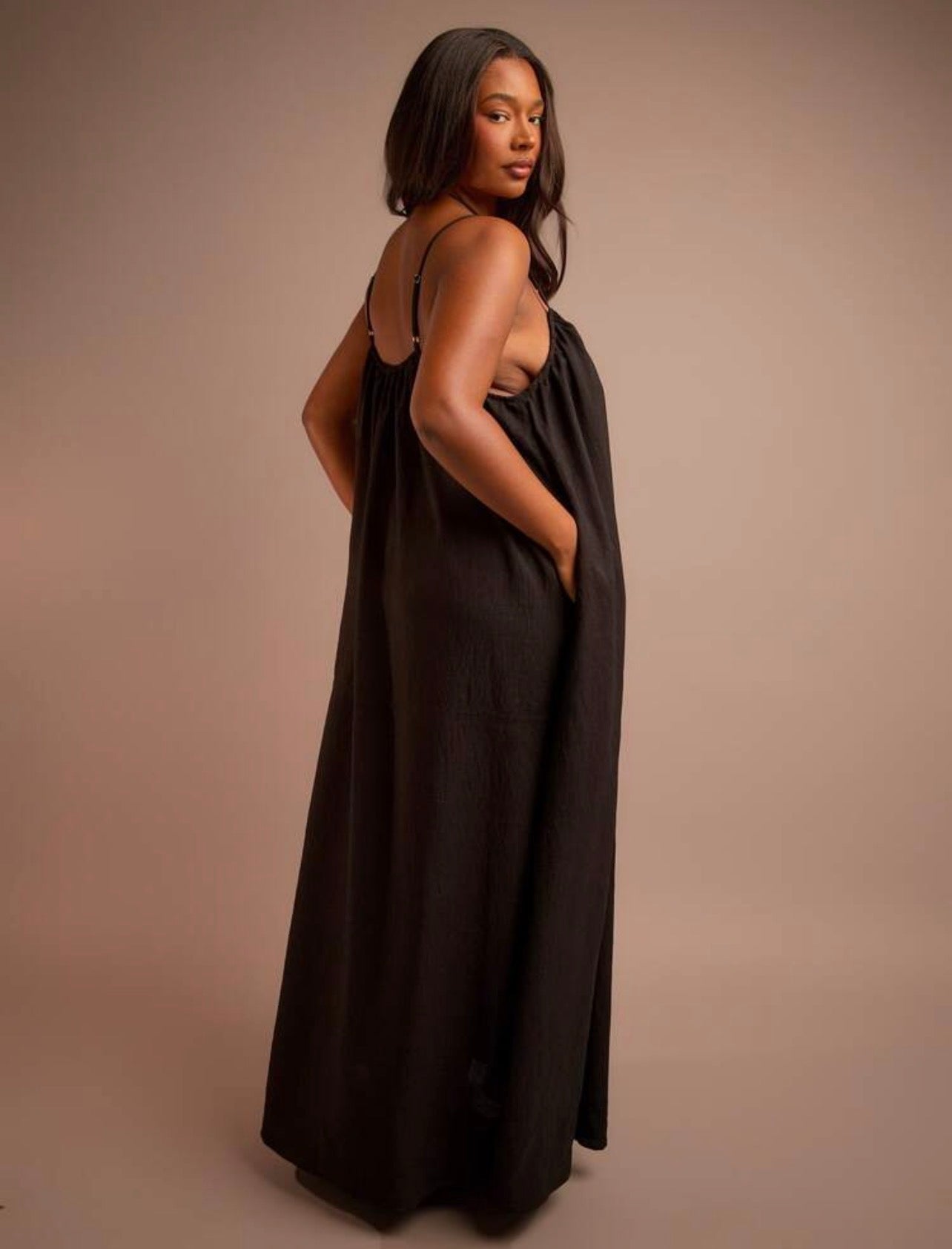 Oversized Lose Fit Maxi Dress ~ VERI CLASSY For Outdoor Occasions ~ @CHRISTIANDELOS_
