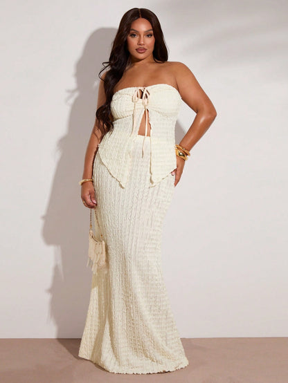 Elegant Textured Top and Long Skirt ~ Rushed Outfit for Vacations ~ @CHRISTIANDELOS_