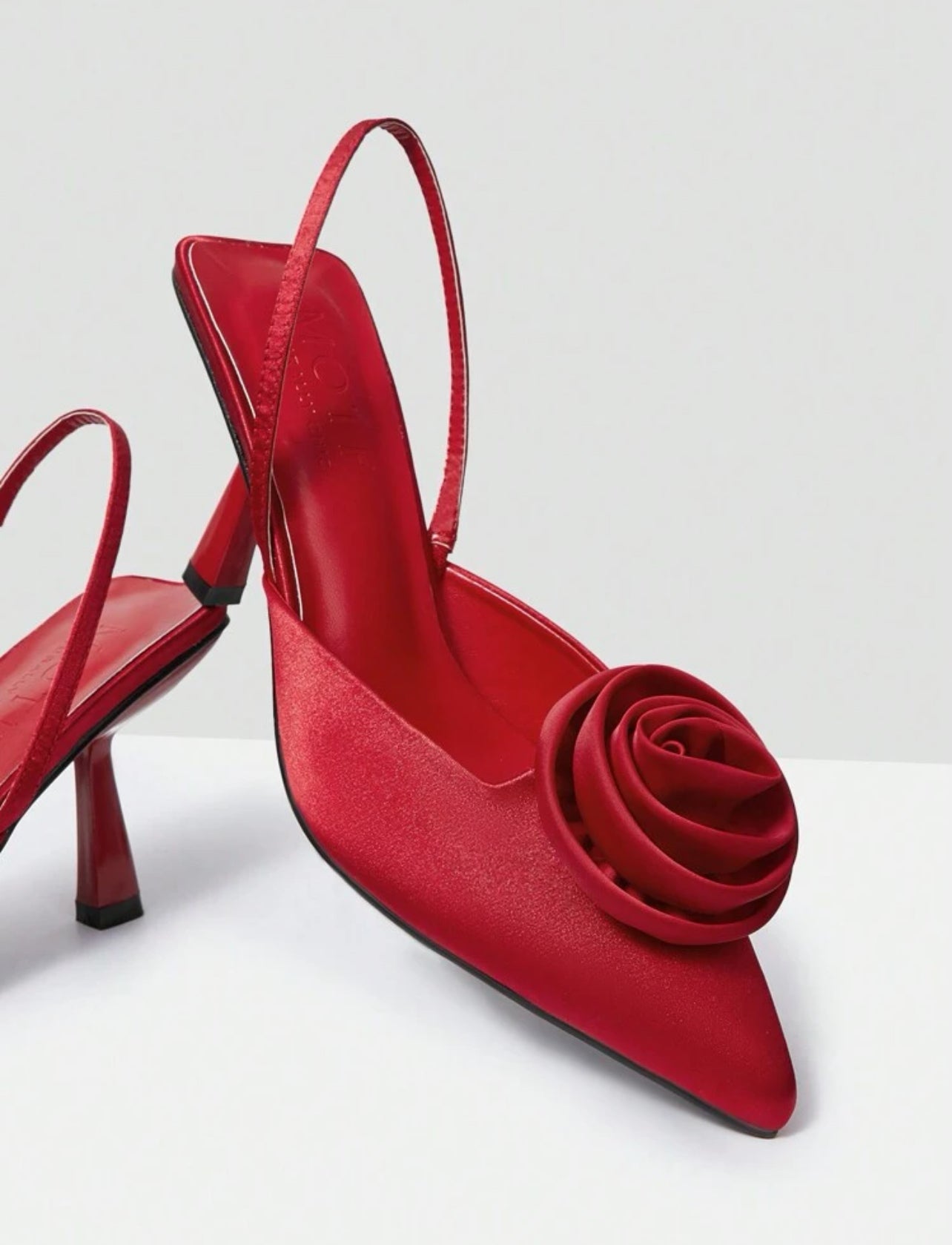 Premium Pointed Toe Stiletto Rose Heels