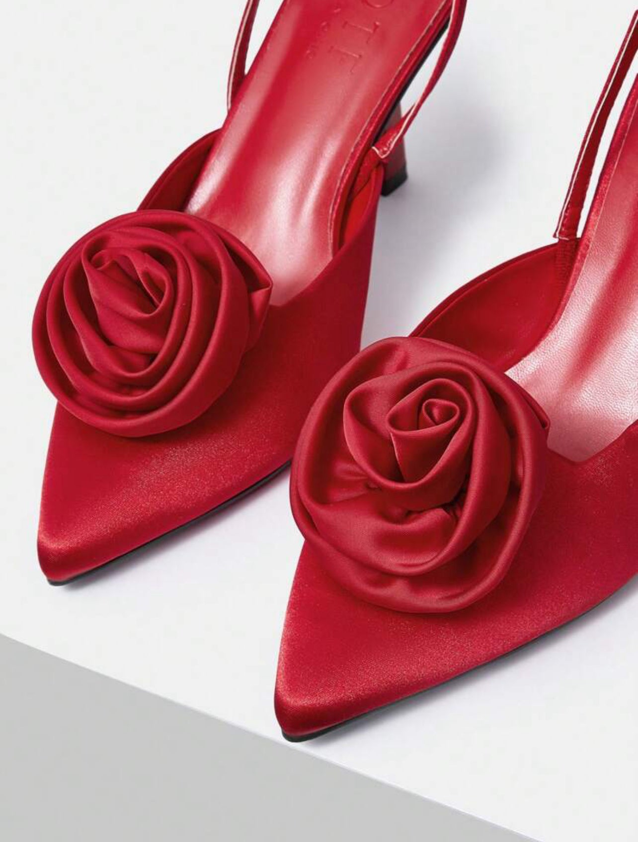 Premium Pointed Toe Stiletto Rose Heels